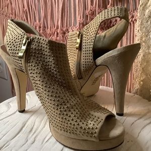 REBA Beige Leather Studded Peep Toe Heel Size 10